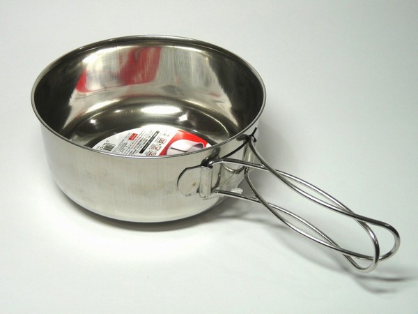 百均浪漫◆これはいいかも！フォールディング（折りたたみ式）ハンドル付きステンレス食器・大＠100均 ダイソー