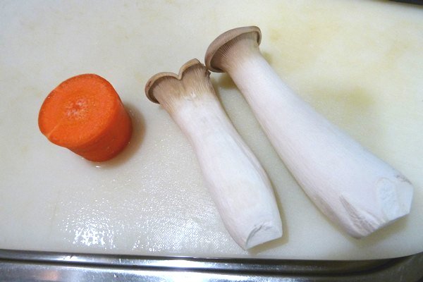 SiSO-LAB☆ニトスキ！19cm、永谷園松茸の味お吸いもの素とエリンギで炊き込みご飯