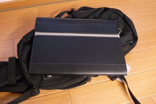 SiSO-LAB☆AVIREX イーグル ボディバッグAVX305・YOGA BOOKもばっちり収納。