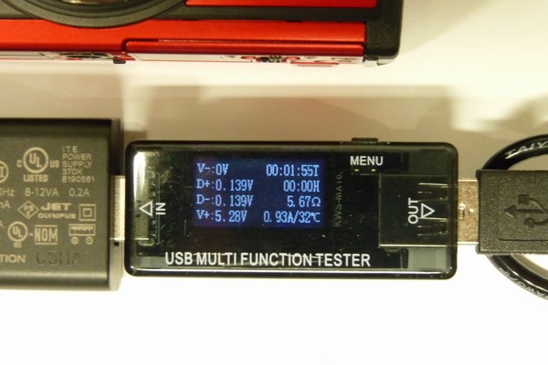 SiSO-LAB☆OLYMPUS TG-5。初充電。電流測定。約1Aで充電。