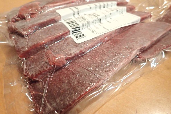 SiSO-LAB☆ふるさと納税 北海道稚内市エゾ鹿肉５点セット。スライス肉もスライスとしては分厚くてリッチ！