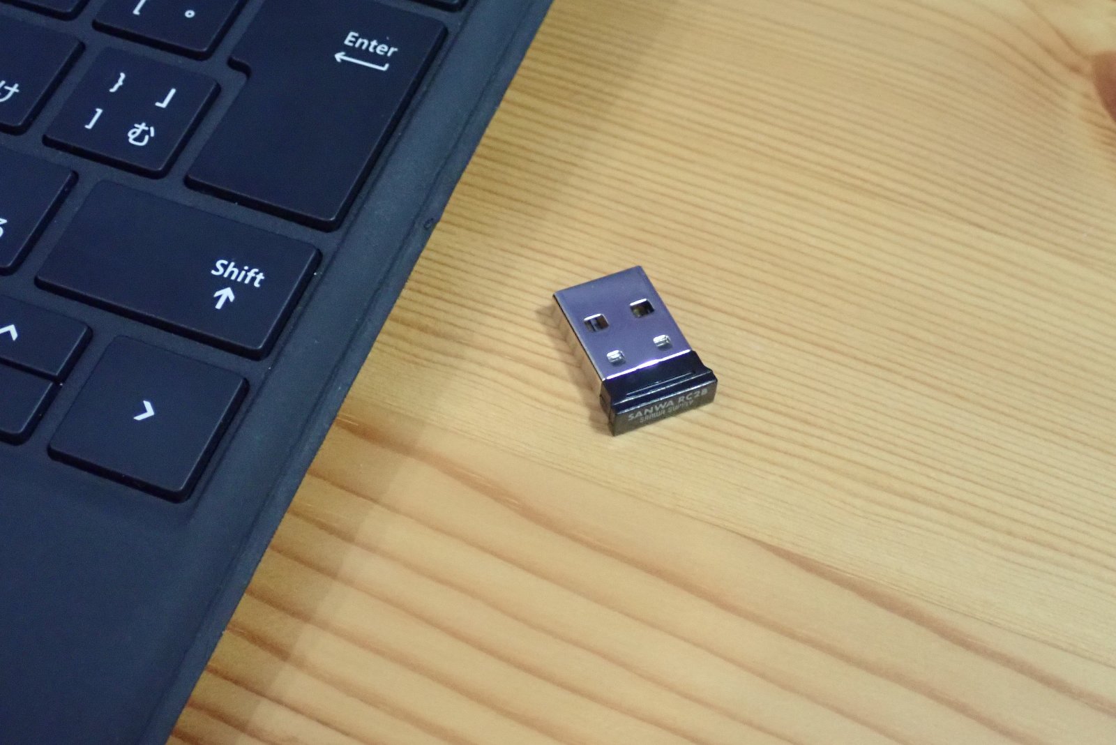 サンワサプライ SANWA SUPPLY マウス Bluetooth ワイヤレス 無線 両対応 静音 ブルーLED 5ボタン マルチペアリング レシーバー収納 5ボタン カウント切り替え機能 機能割り当て 中型サイズ Bluetooth5.0 2.4GHz MA-WBTBL193BKR