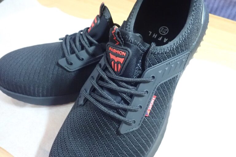 クール系おしゃれな安全靴、値段も手頃で楽天市場で１位、購入レビュー