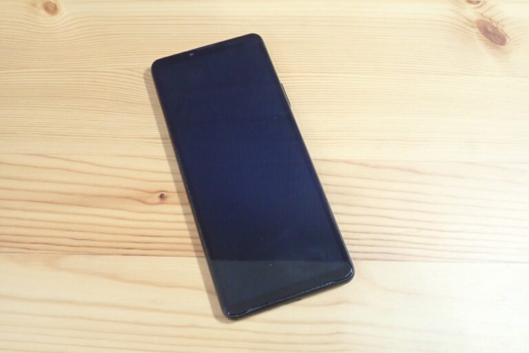 電源ボタンが故障したSONY Xperia 10Ⅲを地元の修理屋さんで治してもらってみた